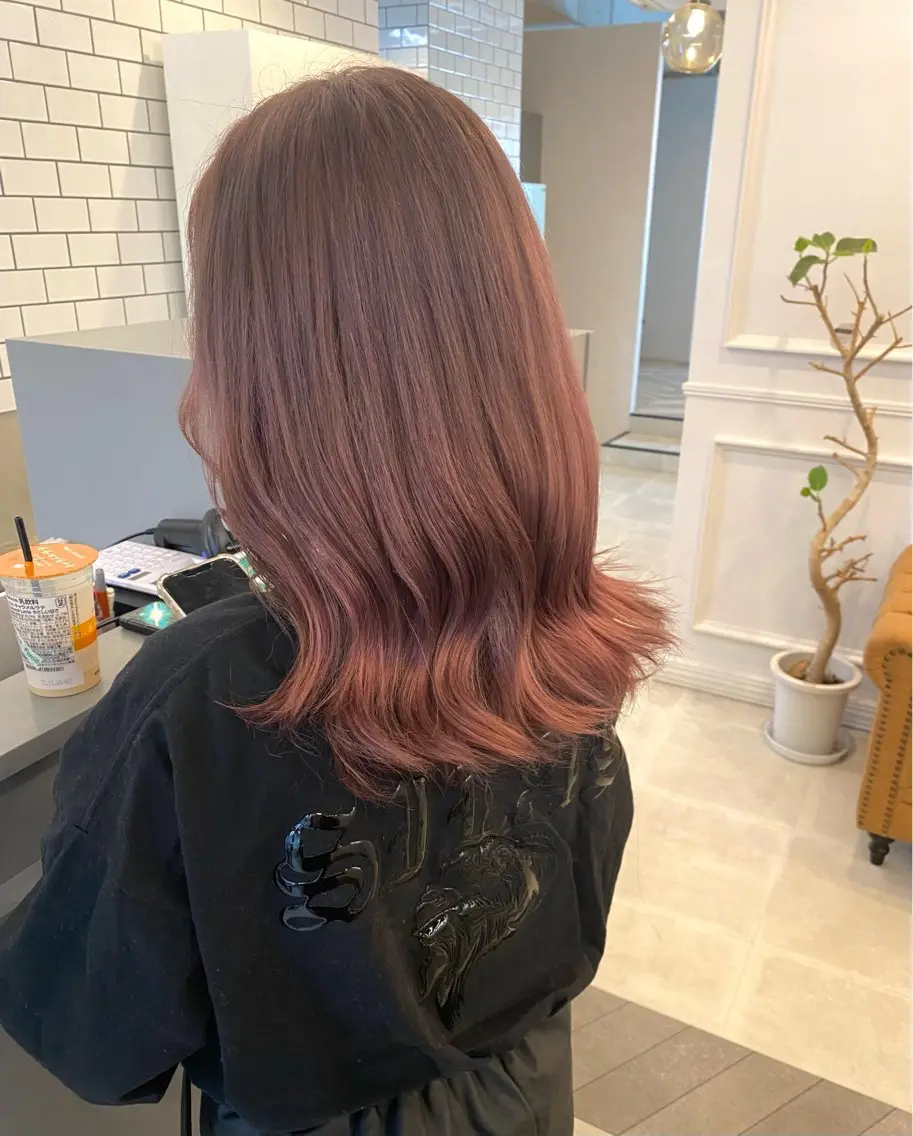 セミロング カット ヘアカラー トリートメント HARUKA🍒 toccaのヘアスタイル