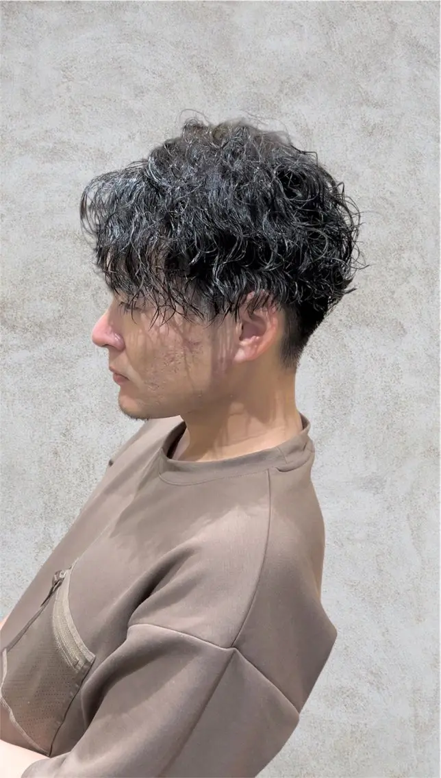 パーマ メンズ メンズパーマ カット パーマ 札幌栄町メンズパーマ 近藤かなたのヘアスタイル