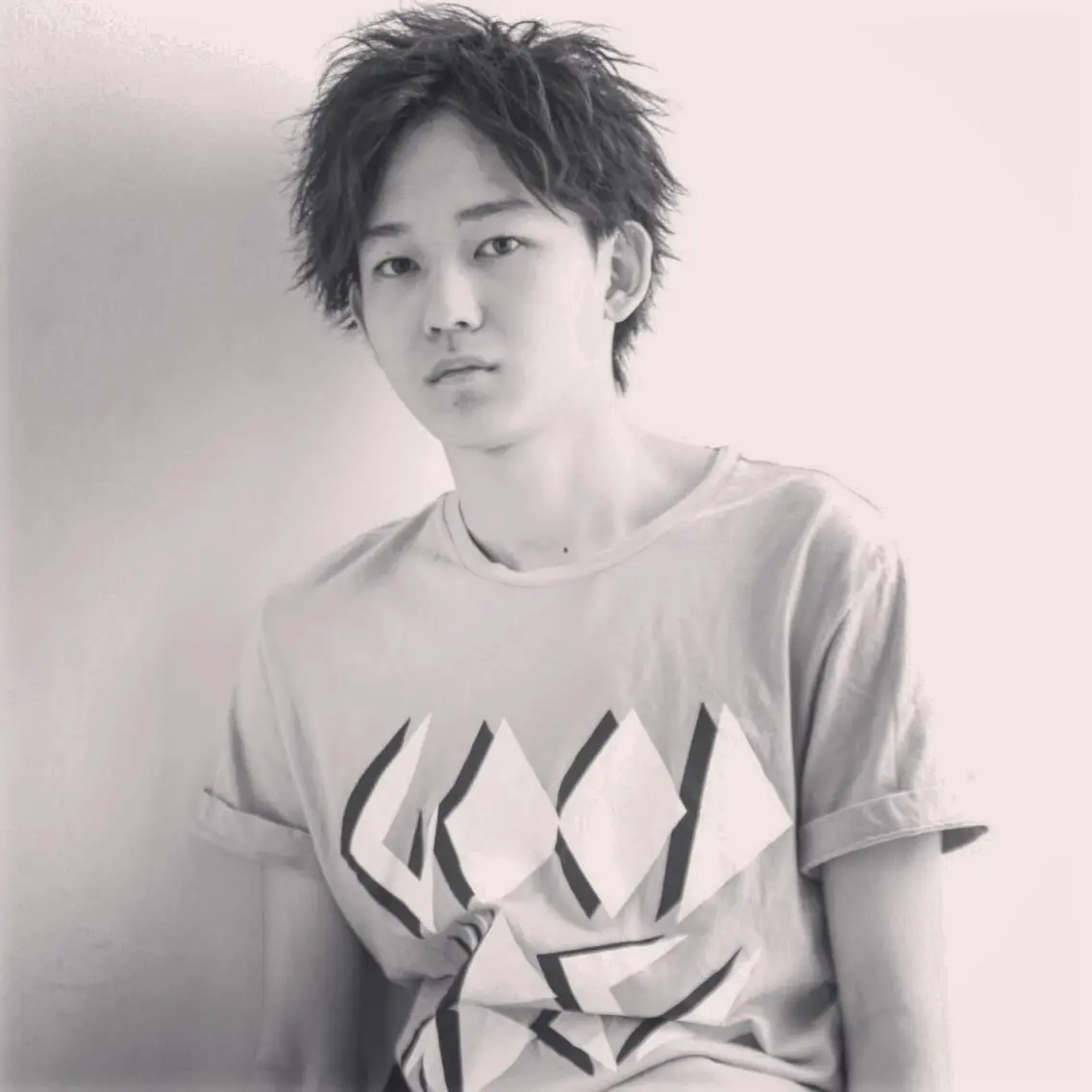 ミディアム カラー メンズ イルミナカラー メンズヘア特化 崎田 成人のヘアスタイル