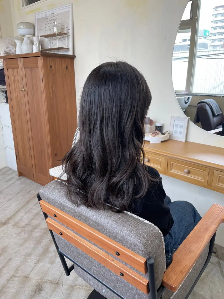 ロング カラー 🍋透け感カラー🍃 オリーブ🍐Kahoのヘアスタイル