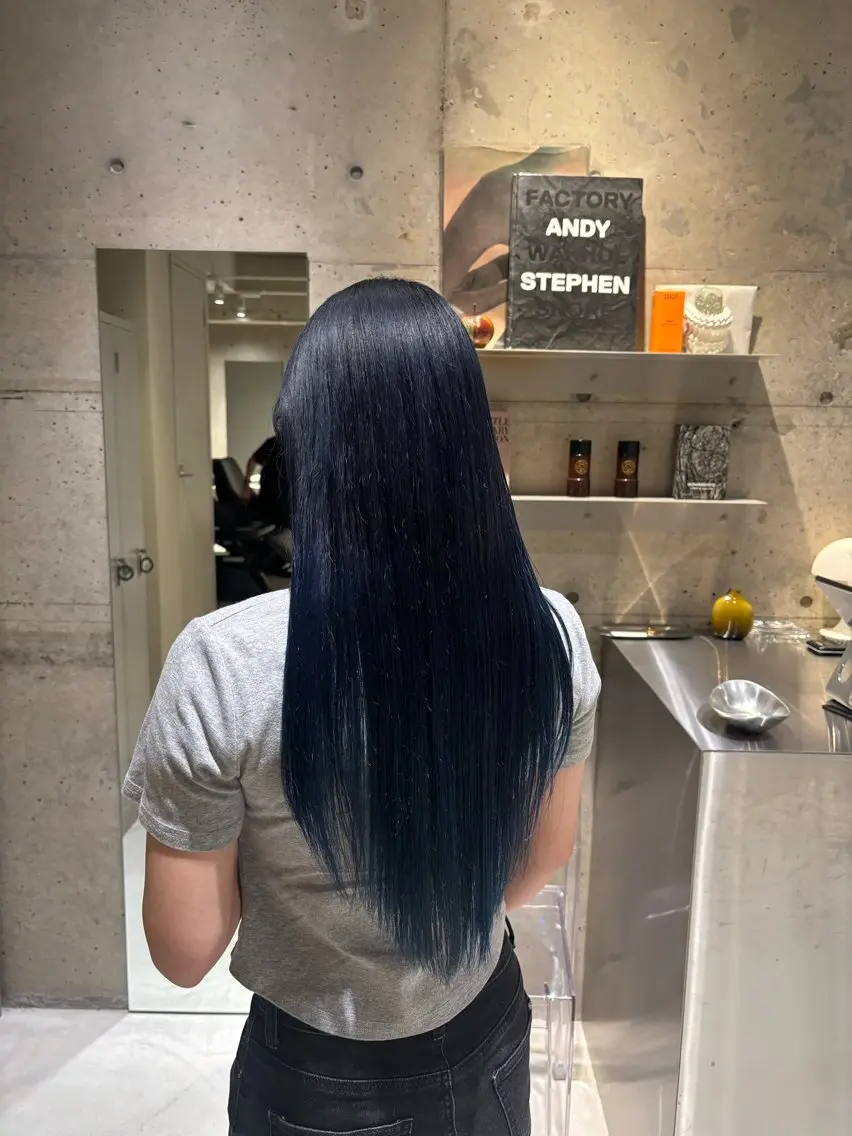ロング ヘアカラー 艶髪🫧 Suzunaのヘアスタイル