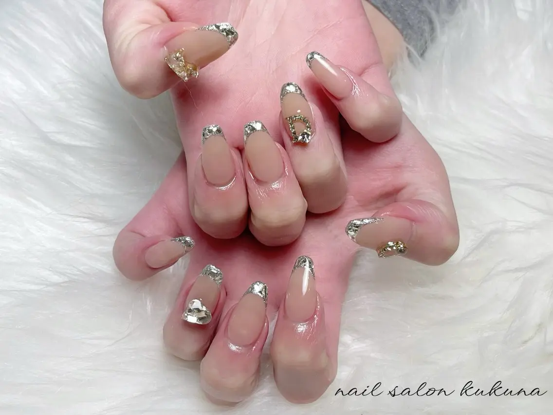 ネイル フレンチネイル ガラスフレンチ 持ち込み ワンホン/韓国 nail 大阪アメ村のネイルデザイン