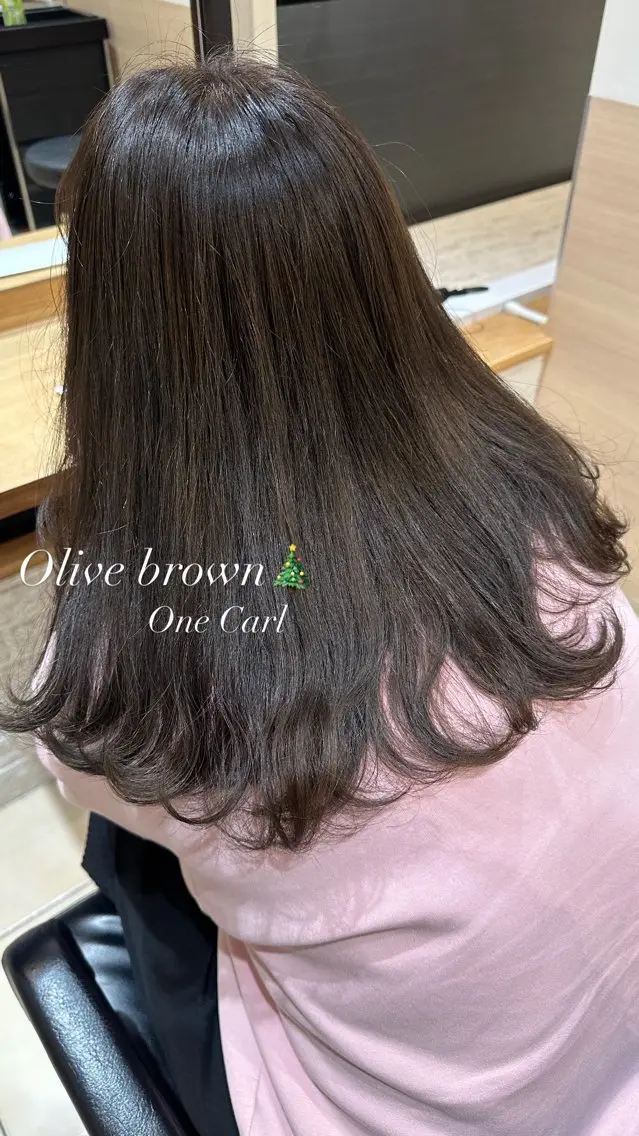 ロング カラー ブラウンカラー ケアカラー オリーブブラウン ピンクカラー ピンクブラウン ヘアカラー 天野 瑠真のヘアスタイル