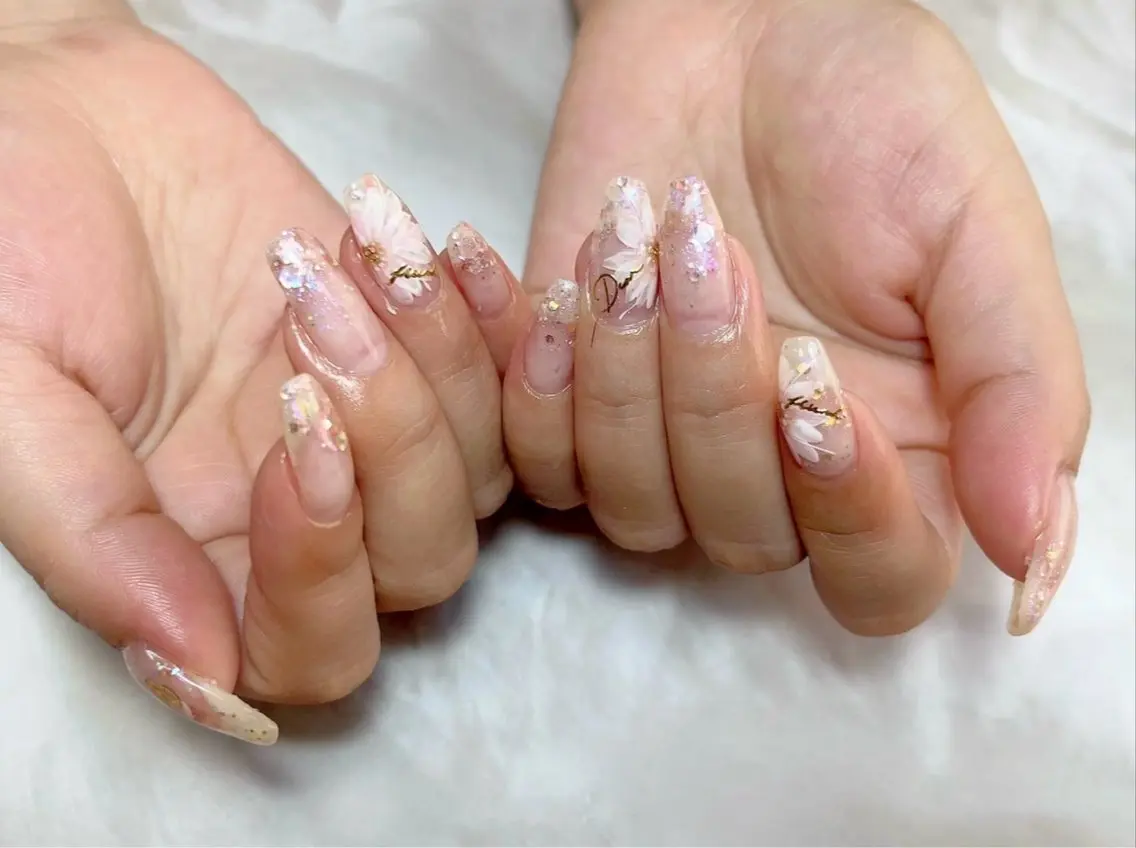 ネイル ジェルネイル パラジェル 🧸 Emiri🫧のマツエク・マツパデザイン