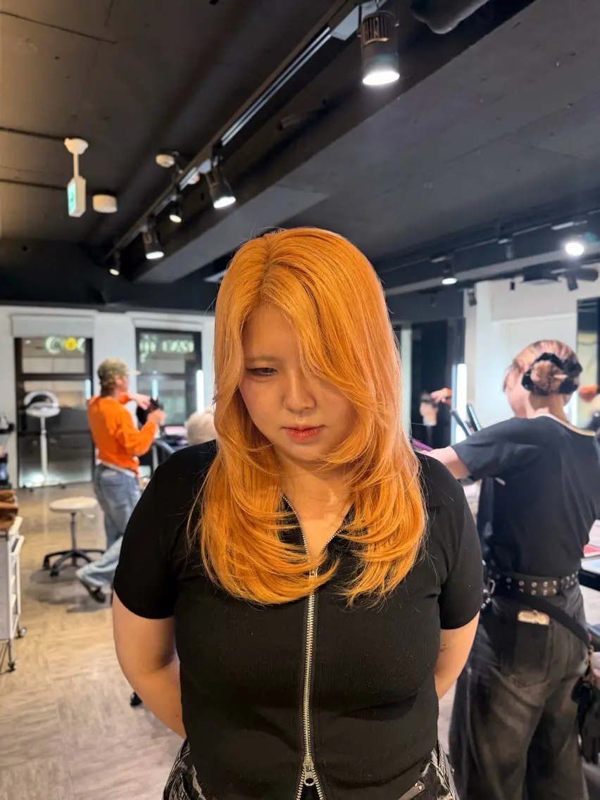 セミロング カラー ヘアカラー 中川 蓮のヘアスタイル