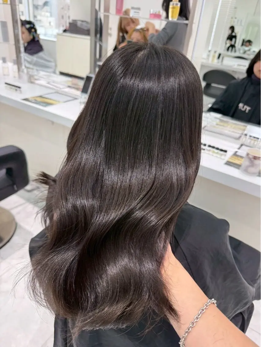 ロング カラー ヘアアレンジ 艶髪グレージュ🩶 maharuのヘアスタイル