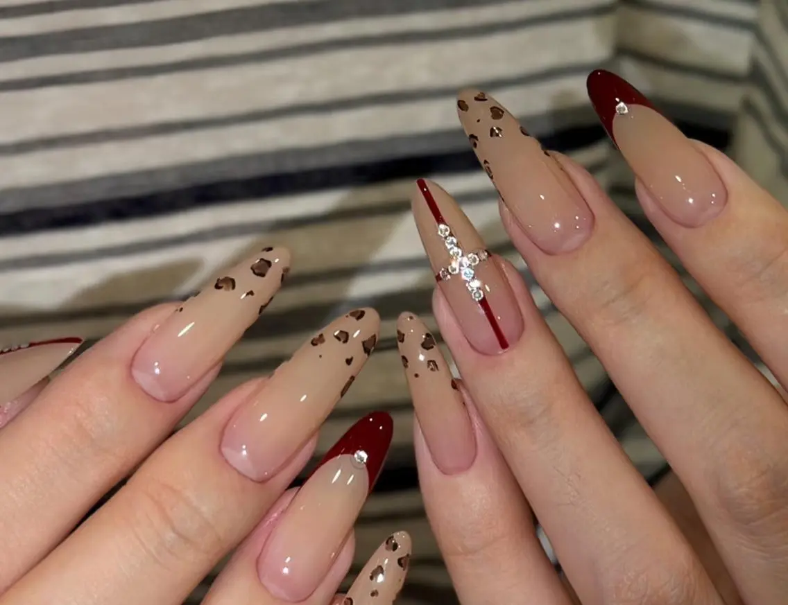 ネイル ハンドネイル 🎀 KiKi_nailのネイルデザイン