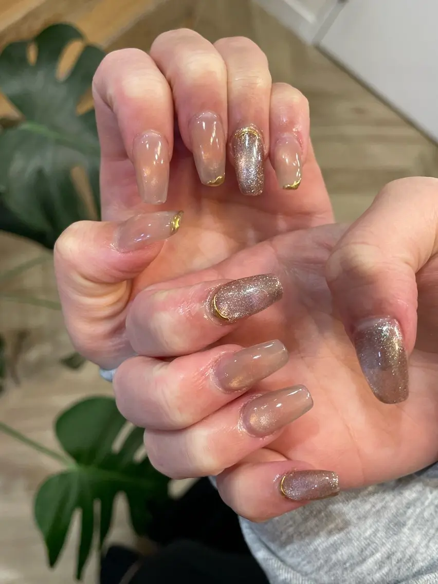 ✨️シンプルニュアンスアート✨️(オフあり+500円)の写真