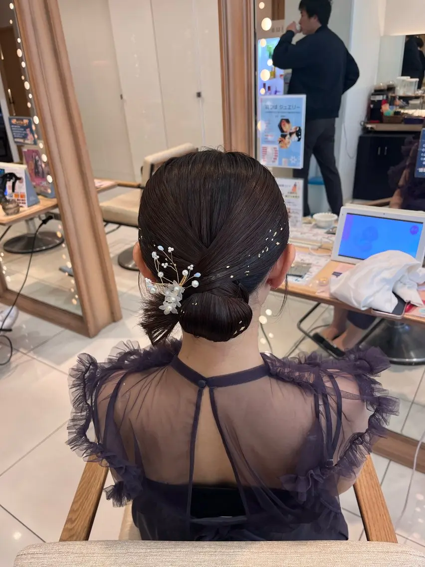 ミディアム ヘアアレンジ ヘアセット 暖色カラー💖/ アレンジ🎀/YUIのヘアスタイル