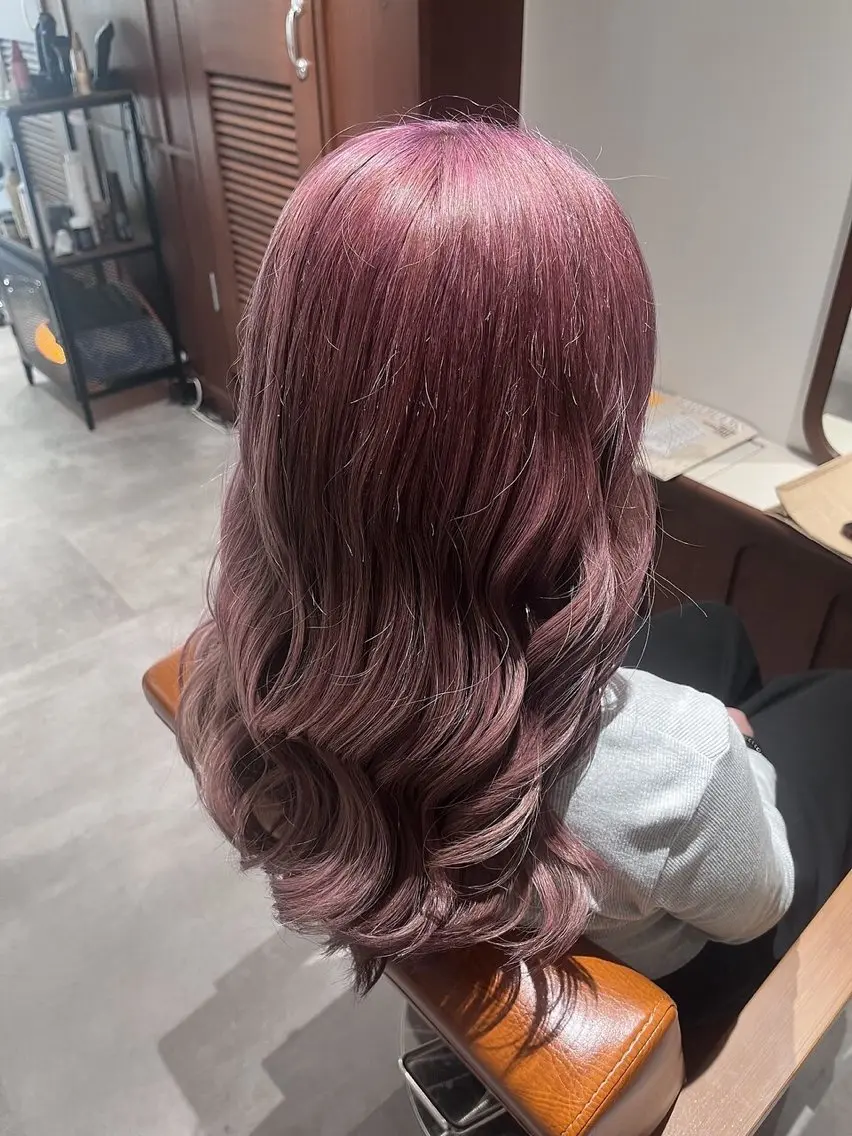 ミディアム カラー ヘアアレンジ カット ヘアカラー 💠urara opus💠🩵のヘアスタイル