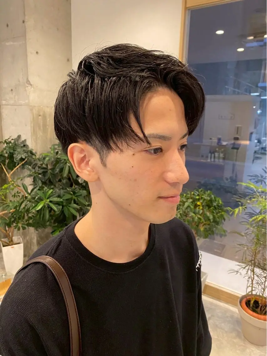 ショート カット 【本陣】カット モデル/朝岡 慧のヘアスタイル