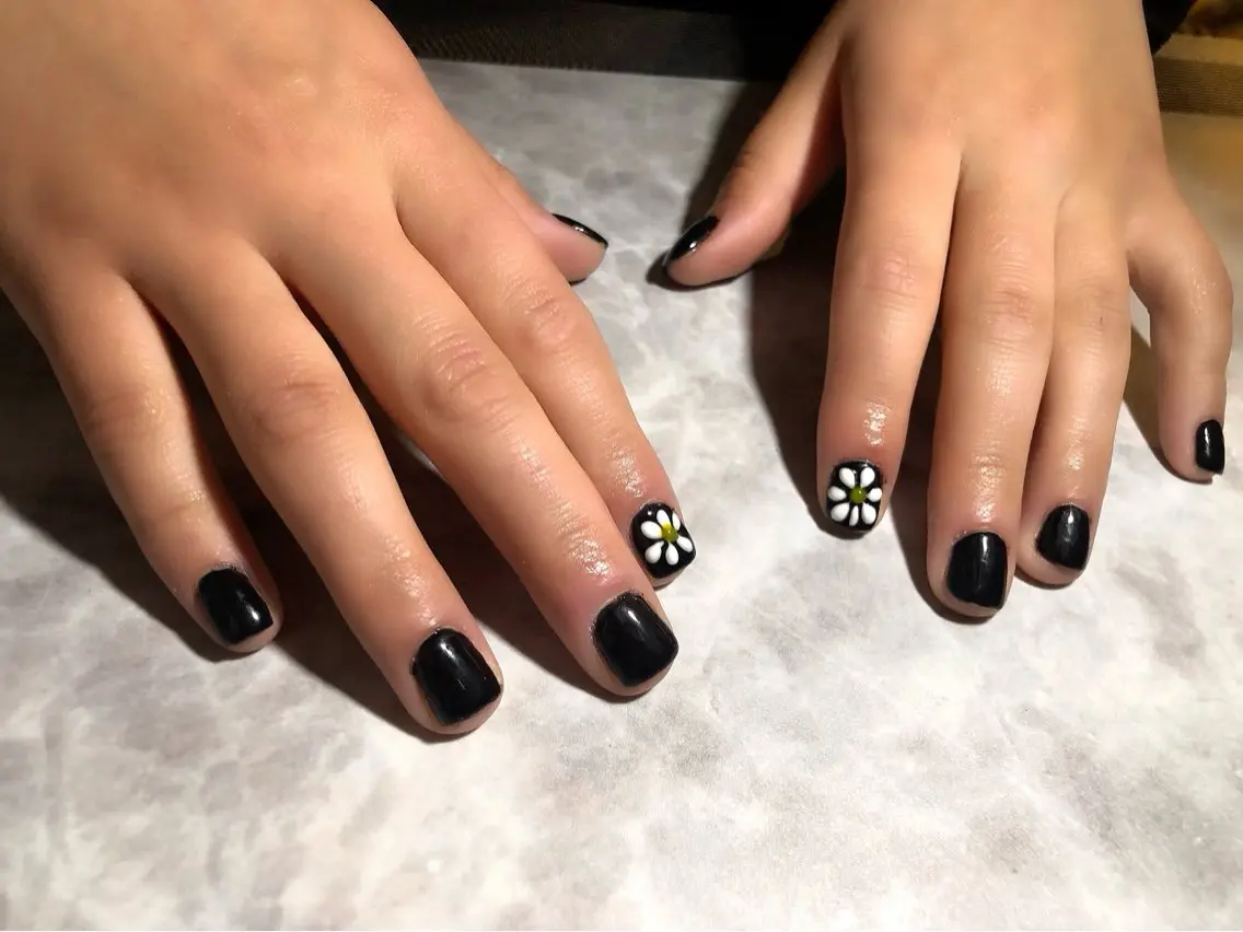 ネイル ワンカラーネイル ぷっくりネイル nail _anpのネイルデザイン
