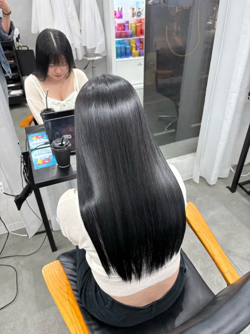 お顔写ってもいい方限定❣️カット➕美髪矯正/縮毛矯正➕オーダーメイドトリートメント🫧の写真