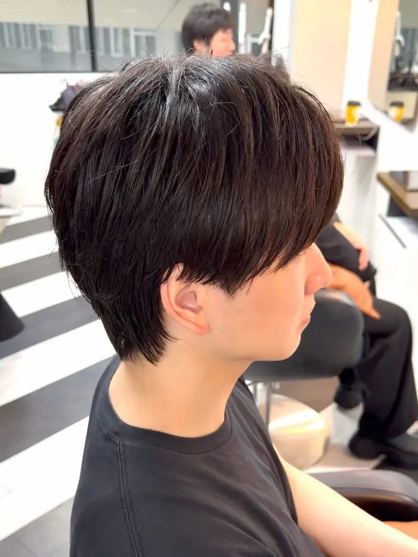ショート カラー パーマ ヘアアレンジ メンズ 伊藤 陸のヘアスタイル