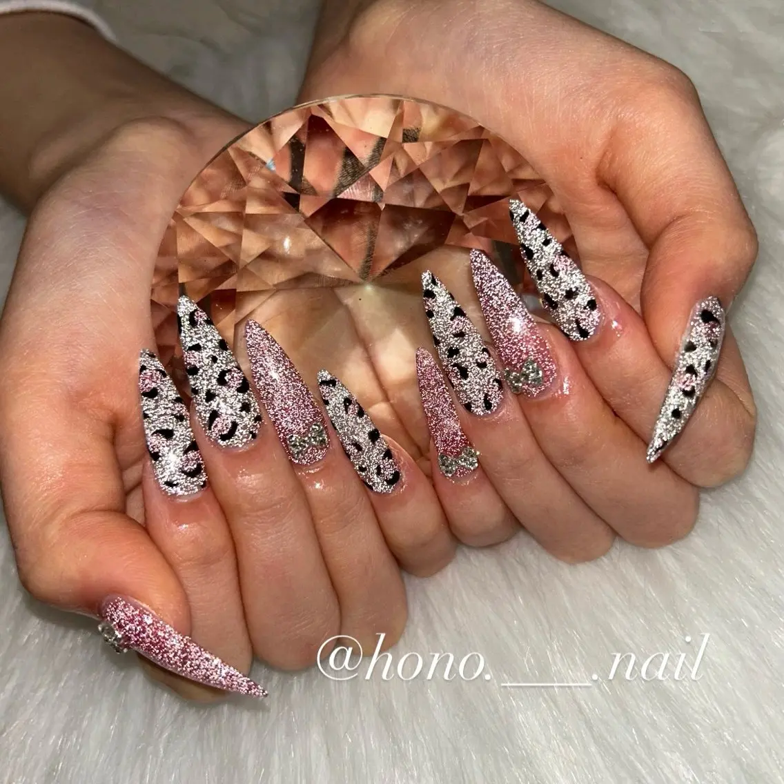 ネイル ハンドネイル NailSalo AriuMのネイルデザイン