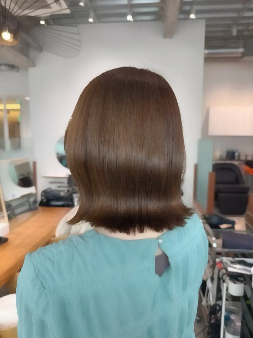 ミディアム カット ヘアカラー 宮澤 美幸のヘアスタイル