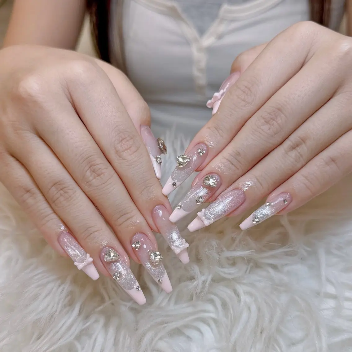 ネイル ハンドネイル ハンドケア Anh Nail 歌舞伎町のネイルデザイン