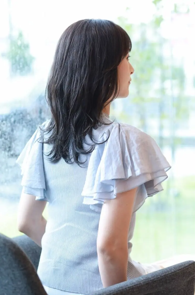 セミロング 豊永 幸子のヘアスタイル