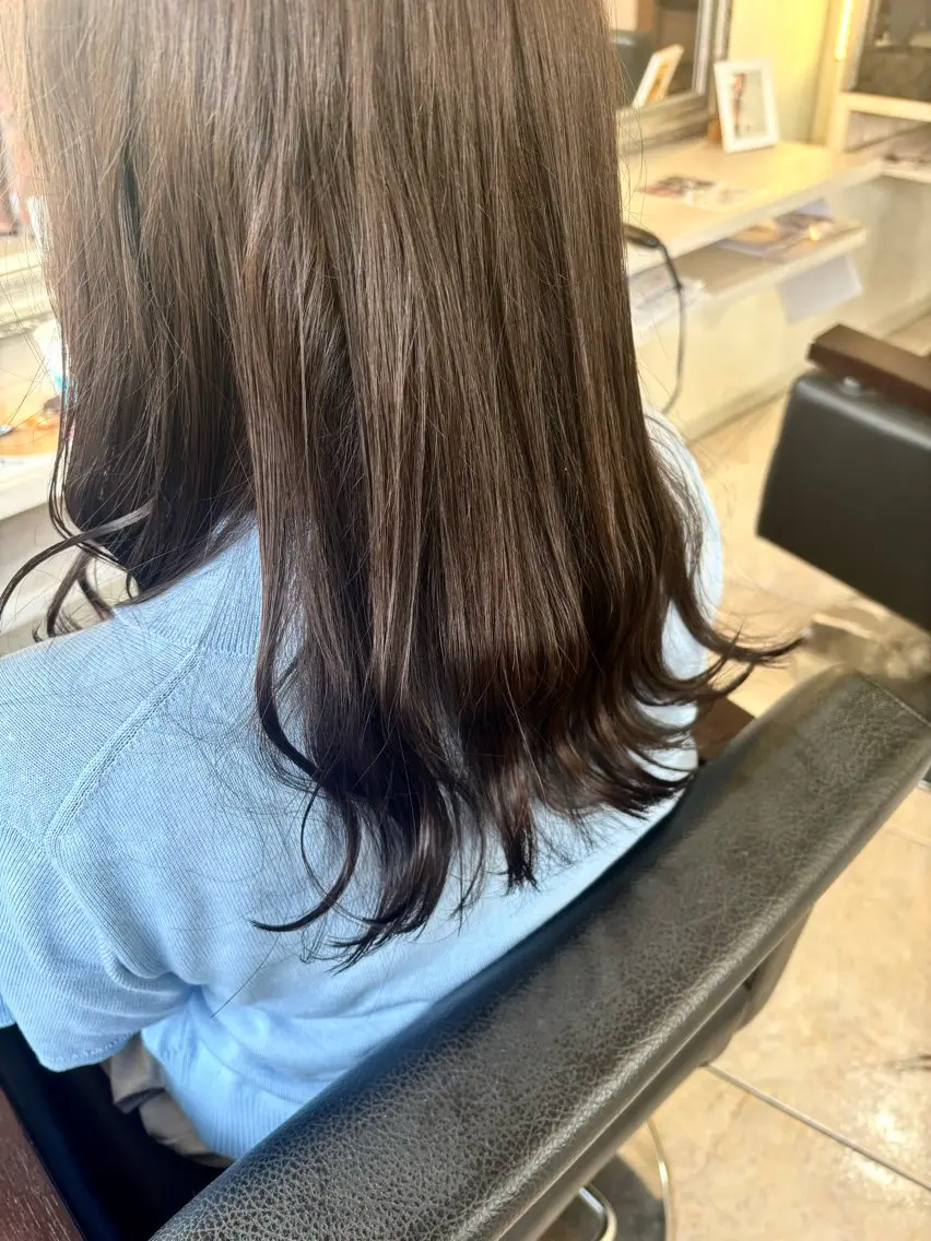 ロング カラー アッシュ ベージュカラー ヘアカラー デザインカラー/ オダセイナのヘアスタイル