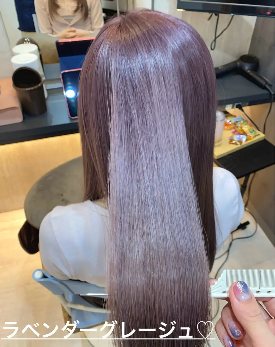 ロング カラー ブリーチ 透明感カラー グレージュ ラベンダーカラー ラベンダーグレージュ ディアーズ さくらのヘアスタイル
