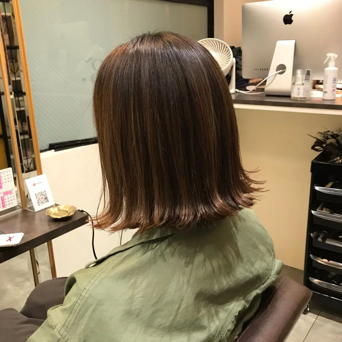 ミディアム カラー ハイライトカラー ボブ ハイライト 外ハネヘア 中村 研介のヘアスタイル