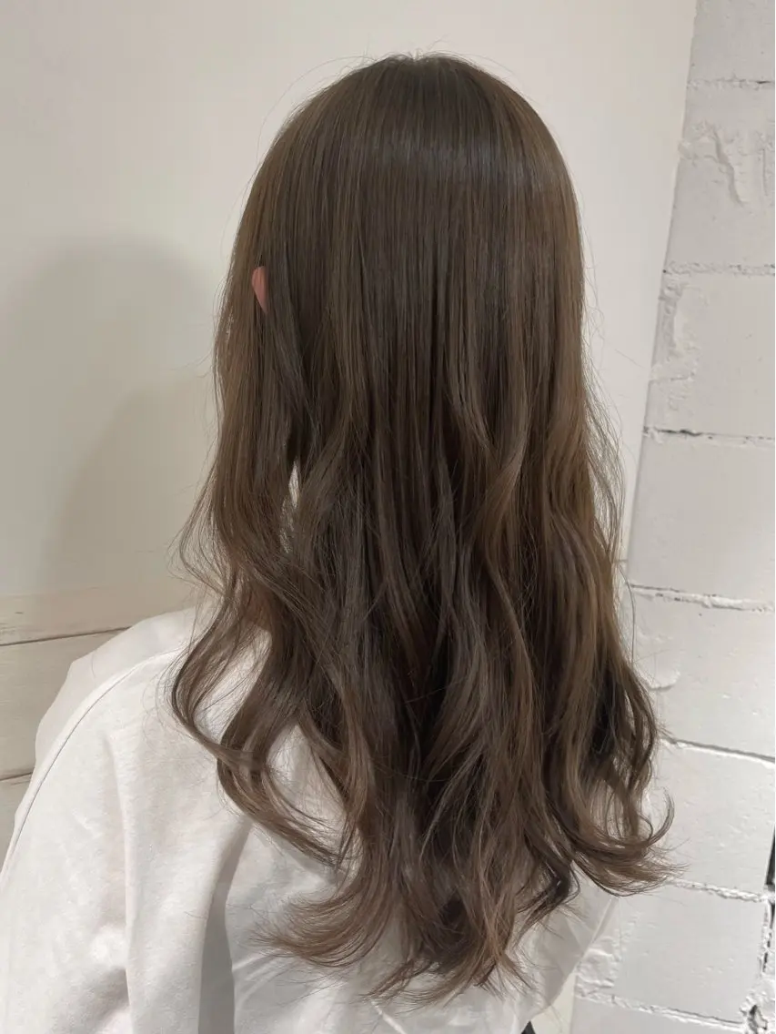 ロング カラー ベージュカラー 透明感カラー オリーブベージュ 髪質改善✨Zina浦 安/個室🌈YUKIのヘアスタイル