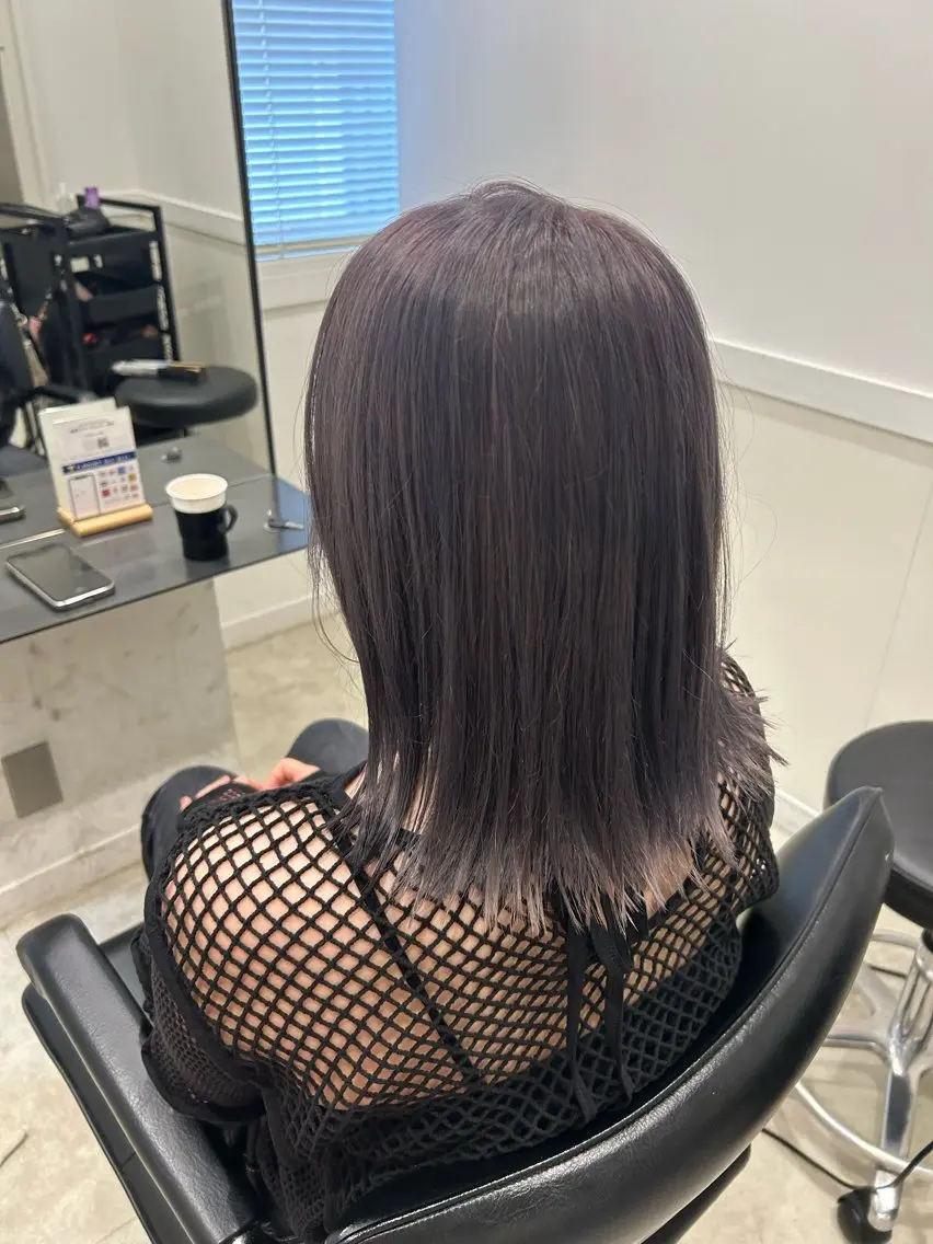 セミロング カラー 🌈透け感カラー RINA🌈のヘアスタイル