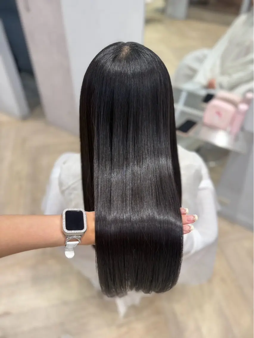 【✨️期間限定価格✨️】艶感ワンカラー＋保湿トリートメントの写真