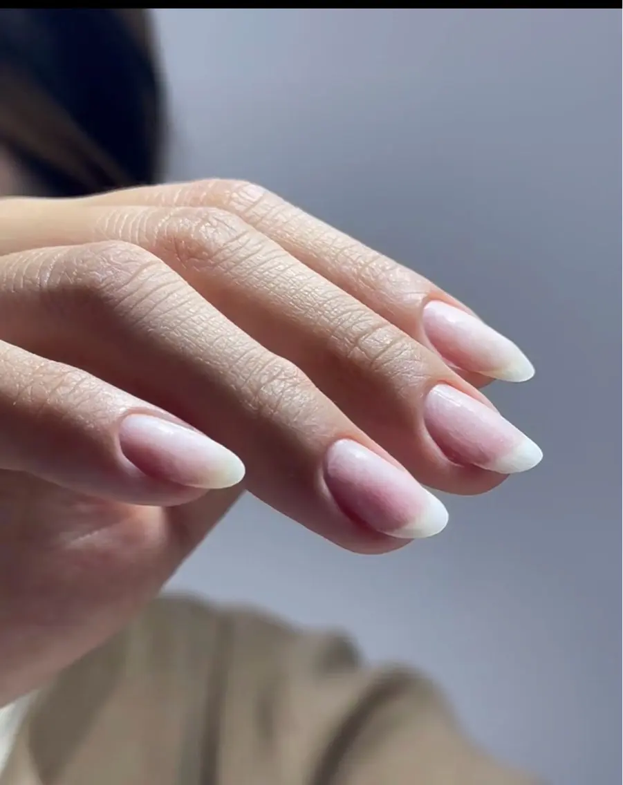 ネイル りあな 🍒のネイルデザイン