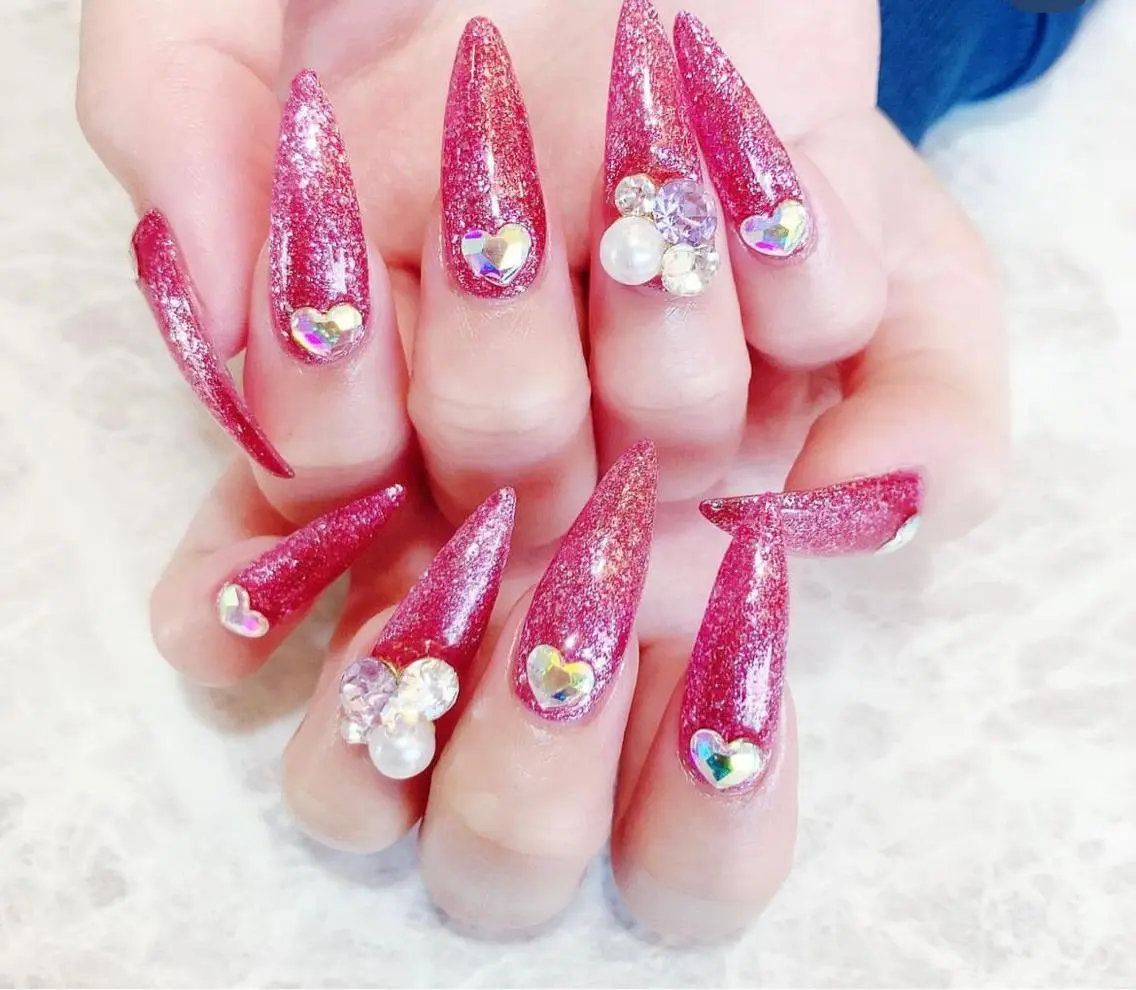 ネイル ハンドネイル VIVIAN リサのネイルデザイン