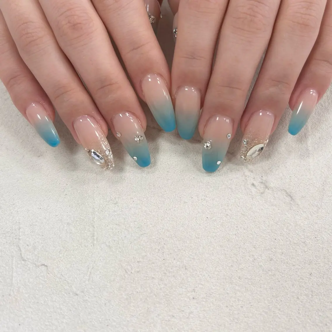 ネイル ハンドネイル Bianca  🎀 Hayakawaのネイルデザイン
