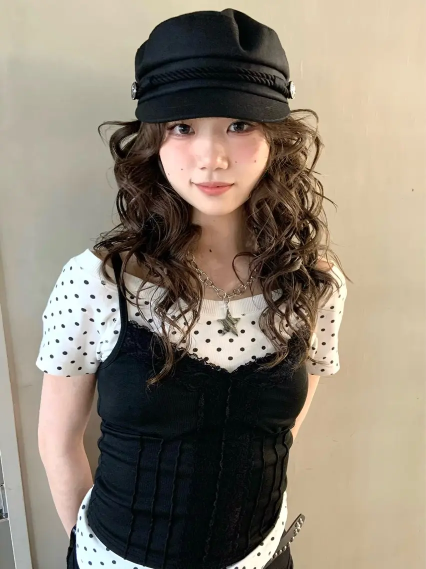 セミロング ヘアカラー YUUNA ハイトーンカラーのヘアスタイル