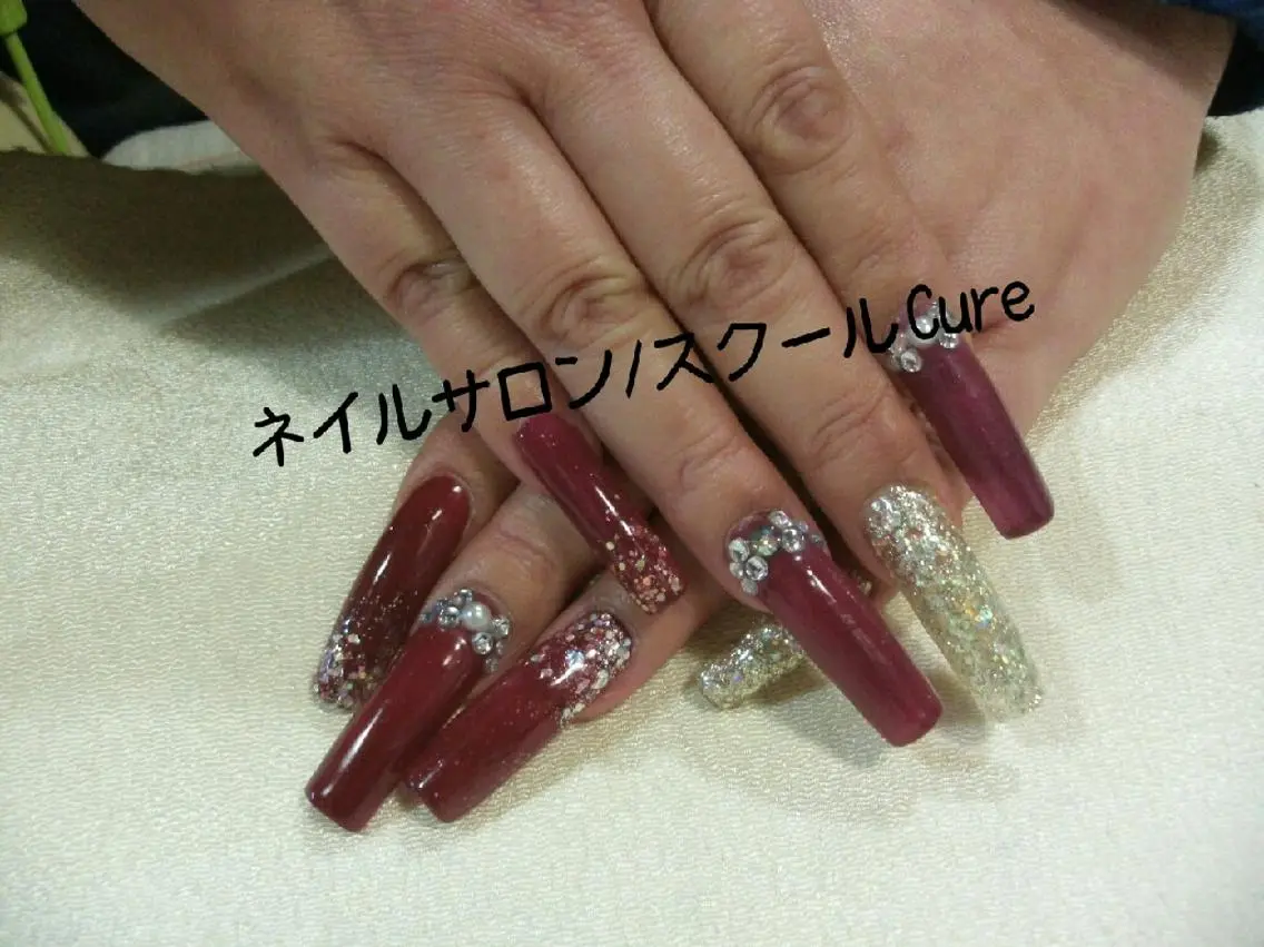 ロング ネイル ネイルサロン Cureのネイルデザイン