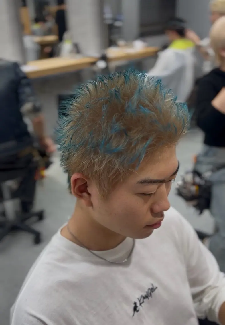 ショート カラー パーマ メンズ スパイキーショート デザインカラー ショートヘア カット ヘアカラー 🔥メンズ 特化🔥菊水皐暉🔥のヘアスタイル