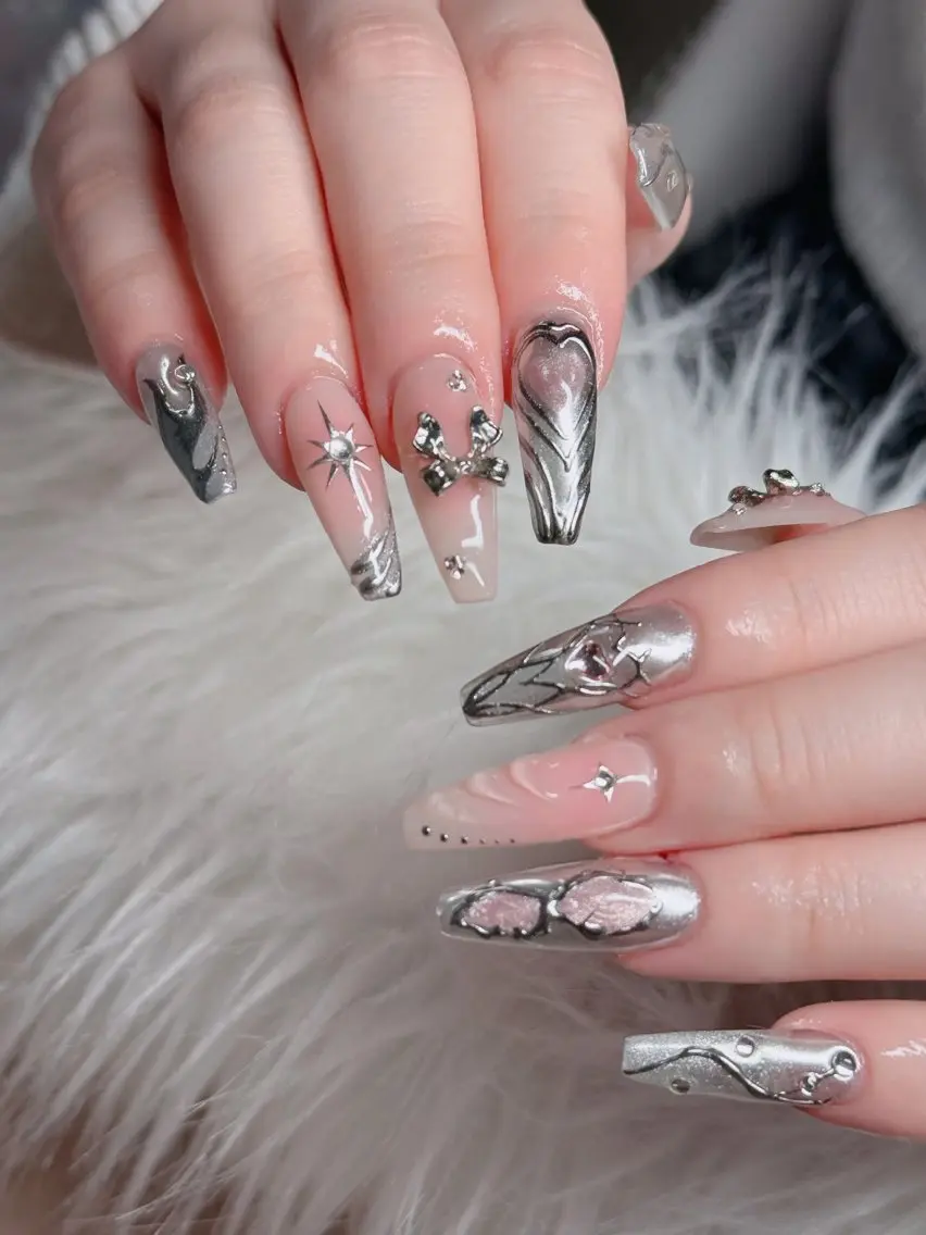 ネイル フレンチネイル ジェルネイル ハロウィン キラキラネイル 韓国ネイル ハンドネイル H.baby Nail Salonのネイルデザイン