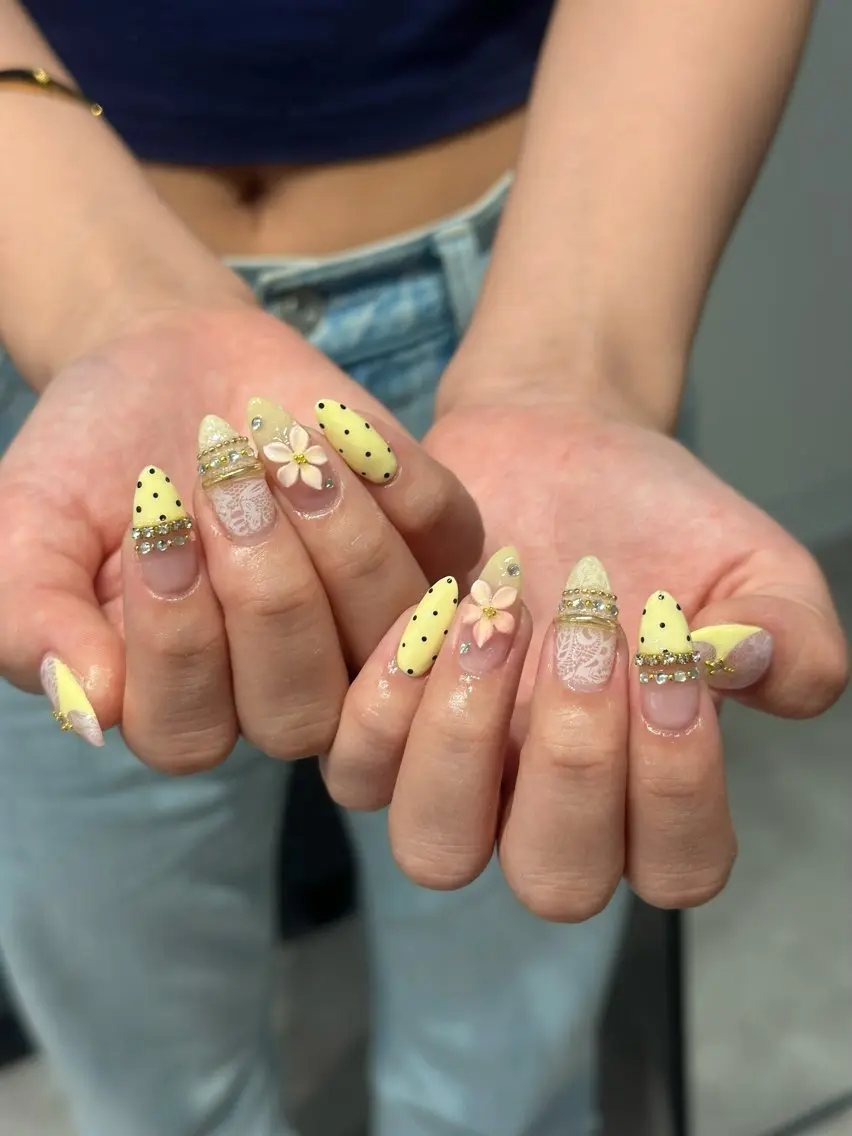 ネイル チークネイル ドット フレンチネイル グラデーション ハート ハンドネイル ハンドケア Eli Muse 新宿ネイルのネイルデザイン