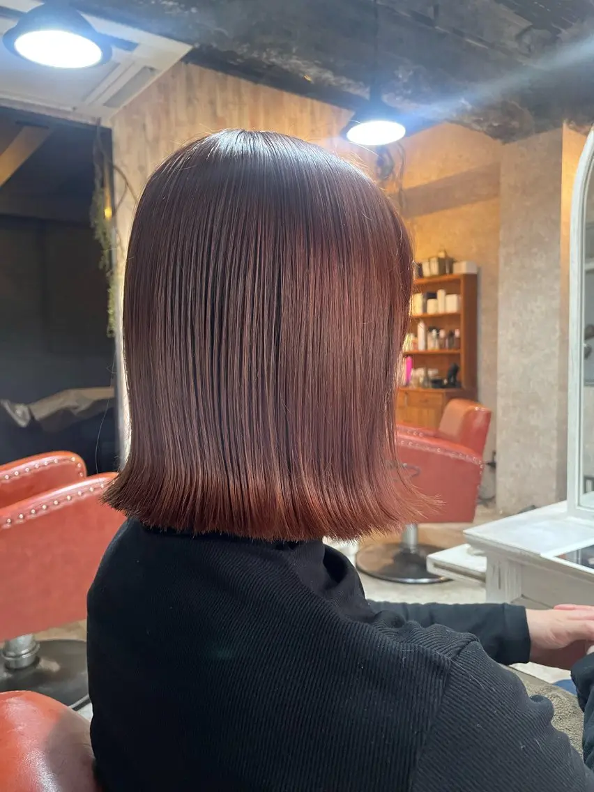 ミディアム 切りっぱなしボブ ボブ ヘアカラー トリートメント 《Rounds》 rihoのヘアスタイル