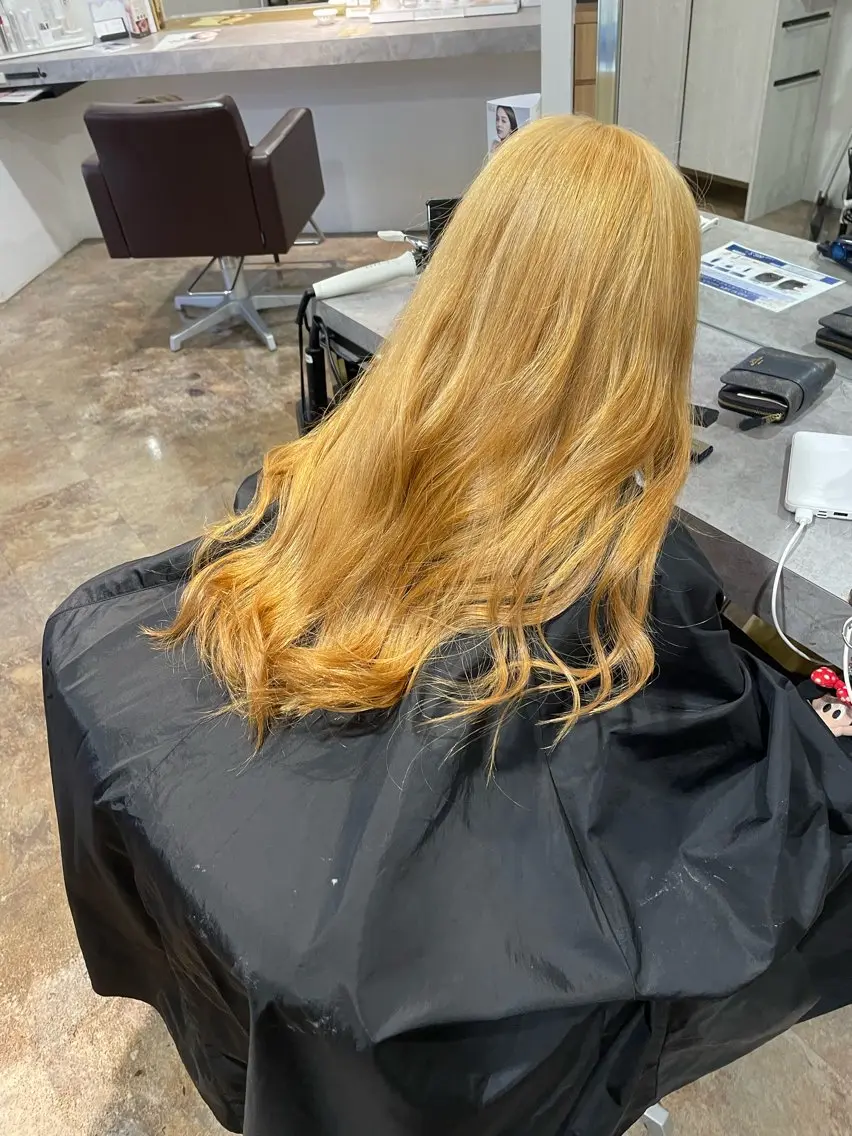 ロング カラー ベージュカラー ブリーチ ブロンド グレージュ オレンジ 【髪質改善オタク】 ⭐️水山まさはる⭐️のヘアスタイル