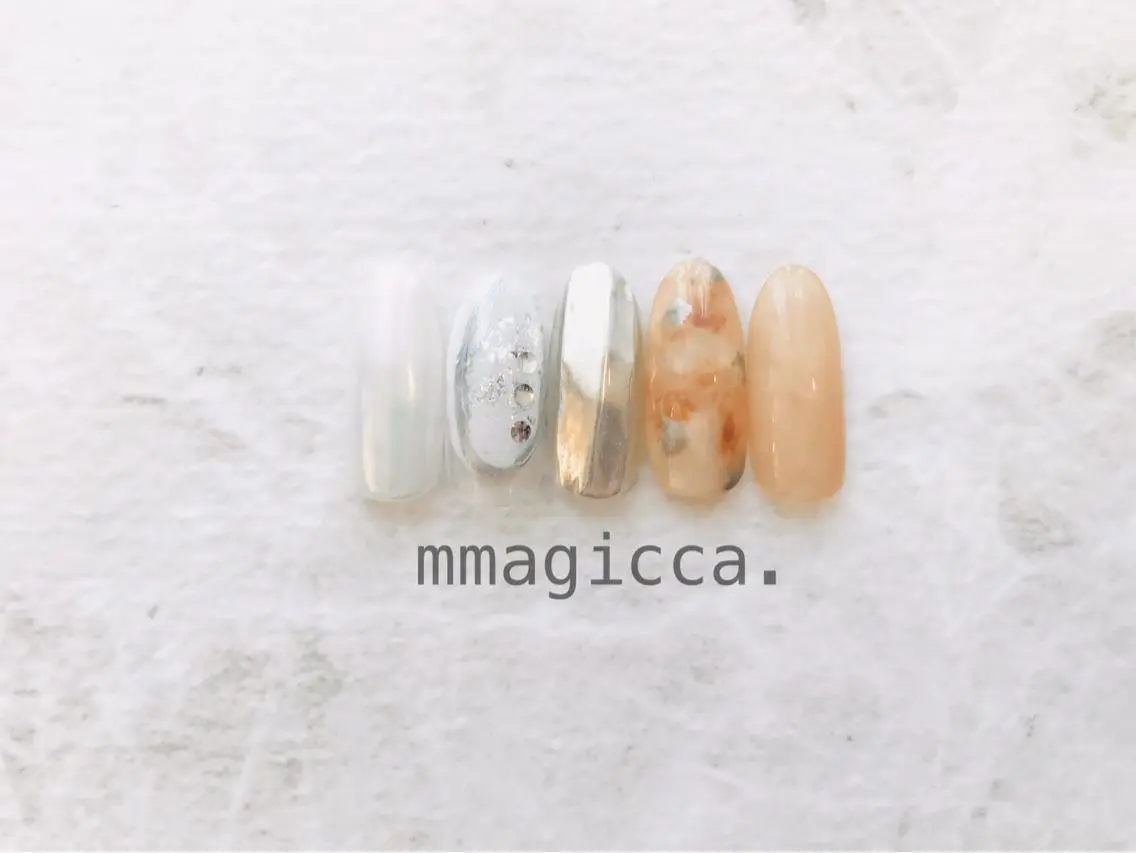 ネイル ジェルネイル mmagicca. 【 まじか. 】のネイルデザイン