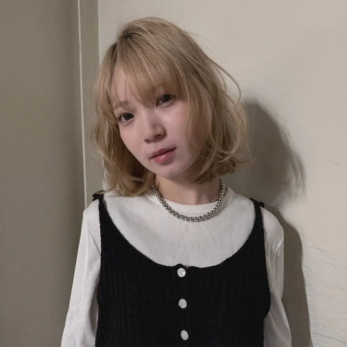 ショート カット ヘアカラー メイ🩰ブリーチなし ダブルカラーのヘアスタイル