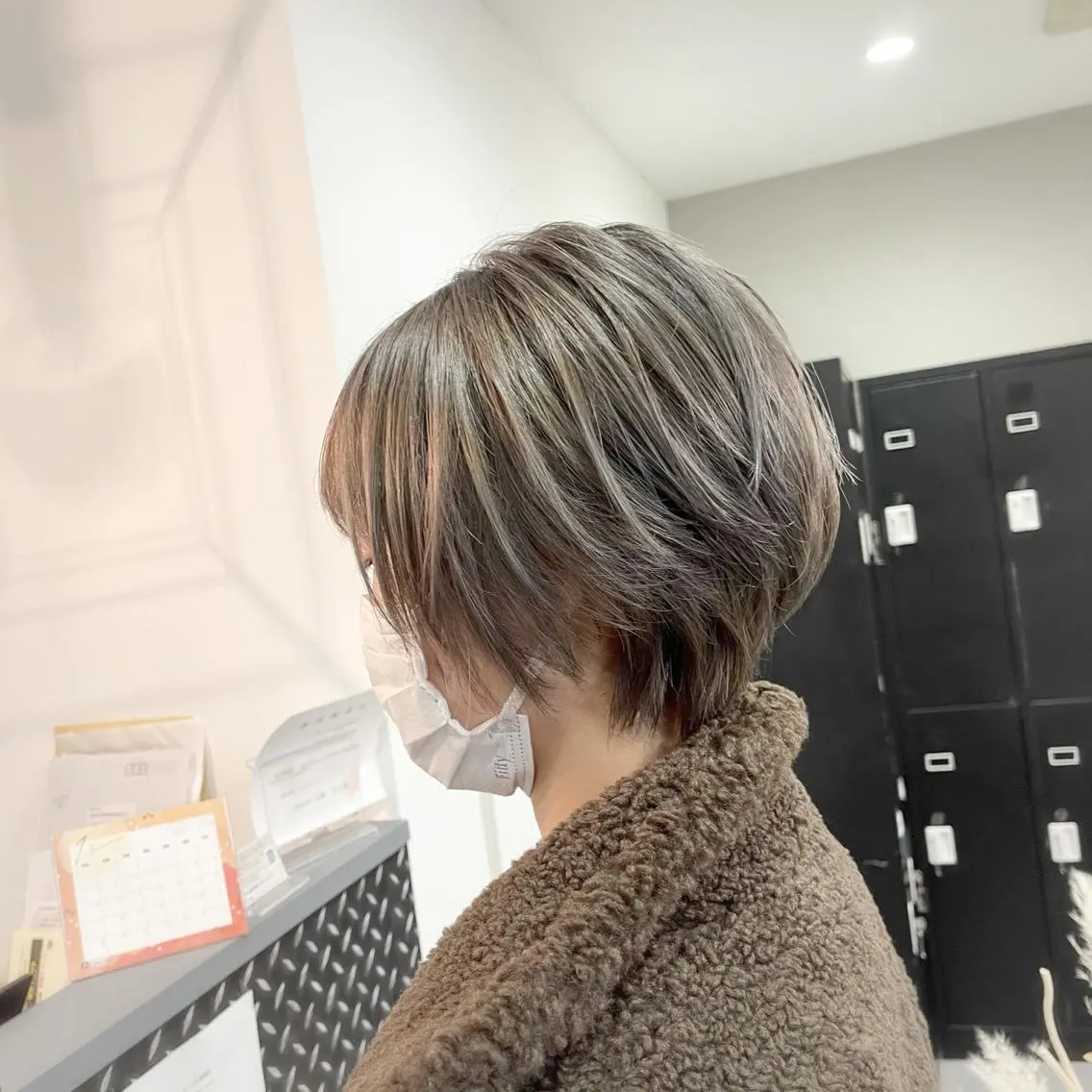 ショート カラー ヘアアレンジ バレイヤージュ デザインカラー ハイライトカラー 外国人風カラー ハイライト アンドウ ユウ/ レイヤーカット/韓国のヘアスタイル