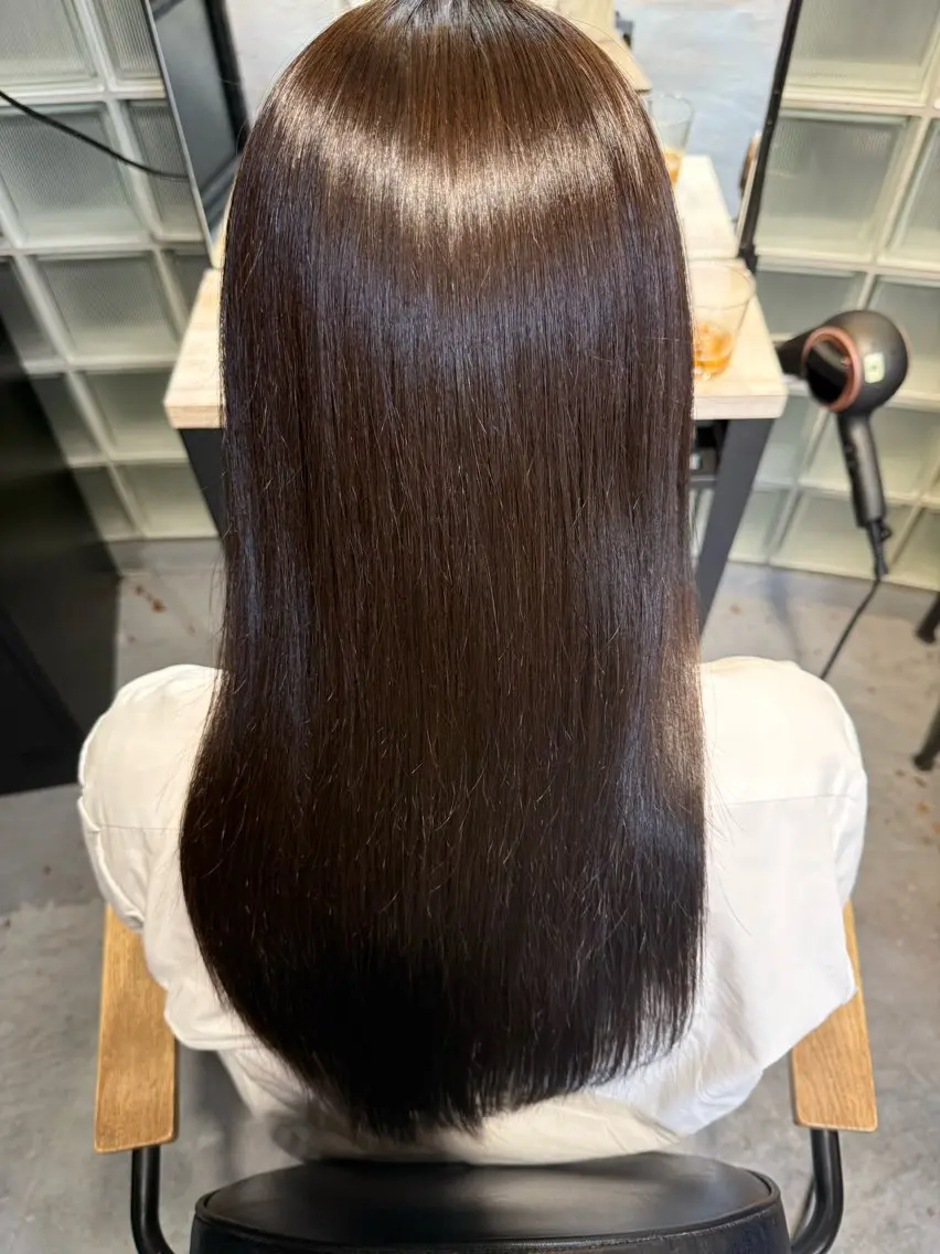 ロング カラー アッシュ アッシュブラウン ブラウンカラー ヘアカラー 坂本 優奈のヘアスタイル