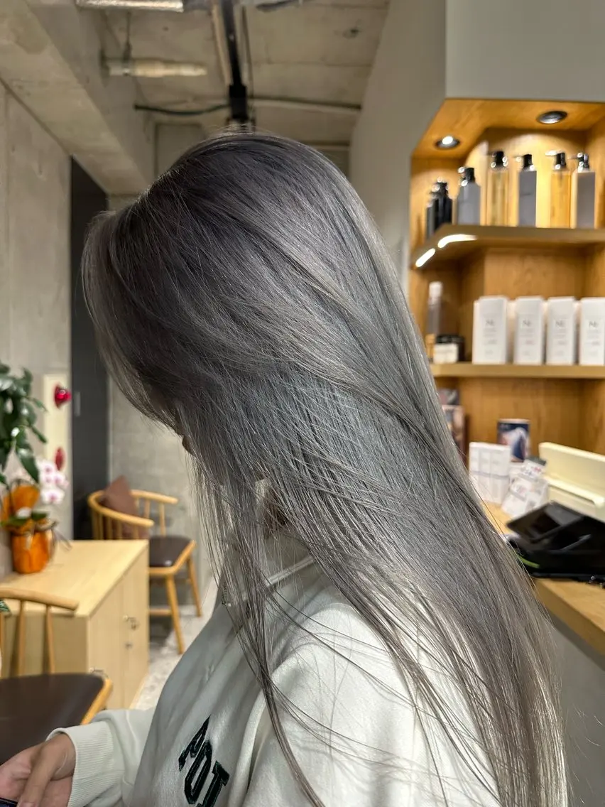 ミディアム ヘアカラー ︎🤎W color MIYU‎🤎のヘアスタイル