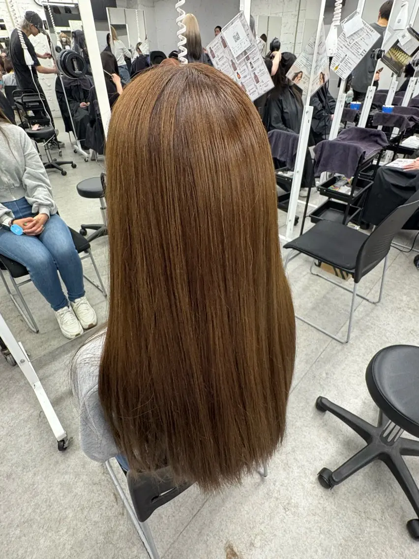 ロング カラー 野口 楓華のヘアスタイル