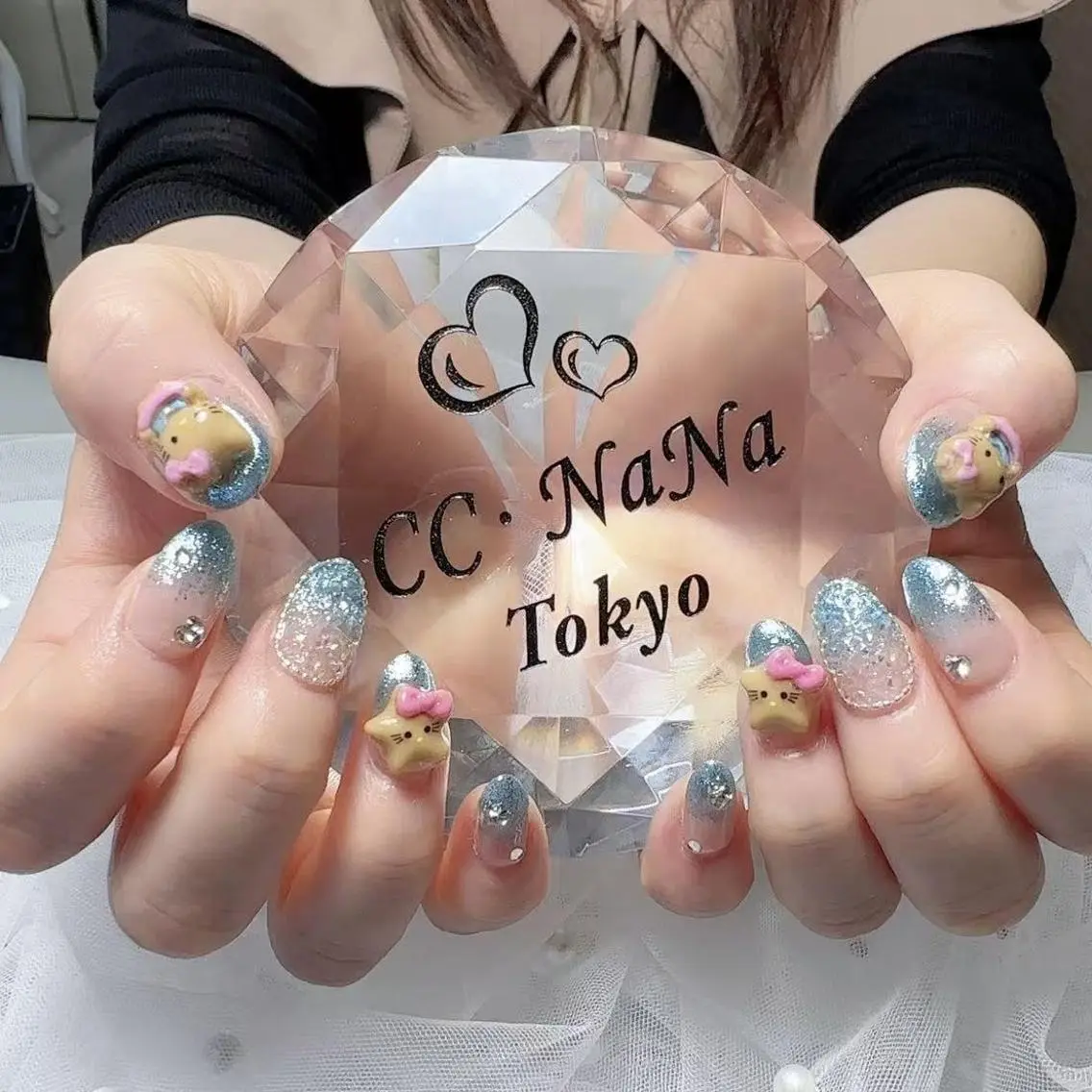 ネイル ハンドネイル 💎CC・NaNa 韓国風ネイル🌙Cのネイルデザイン