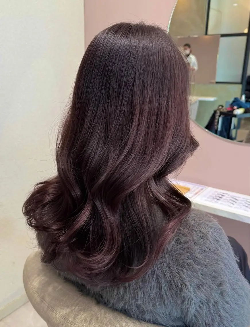 ミディアム カット ヘアカラー ✨髪質改善･レイヤー ✨chihiroのヘアスタイル