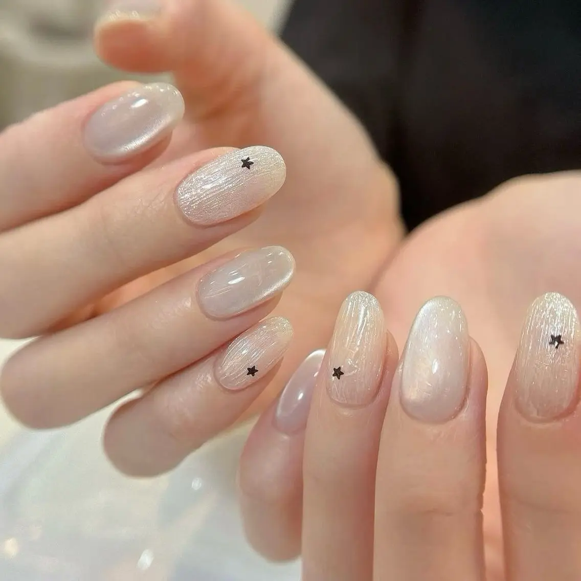 ネイル アートネイル チークネイル 韓国ネイル マグネットネイル ニュアンスネイル NAILS168 新大久保店のネイルデザイン