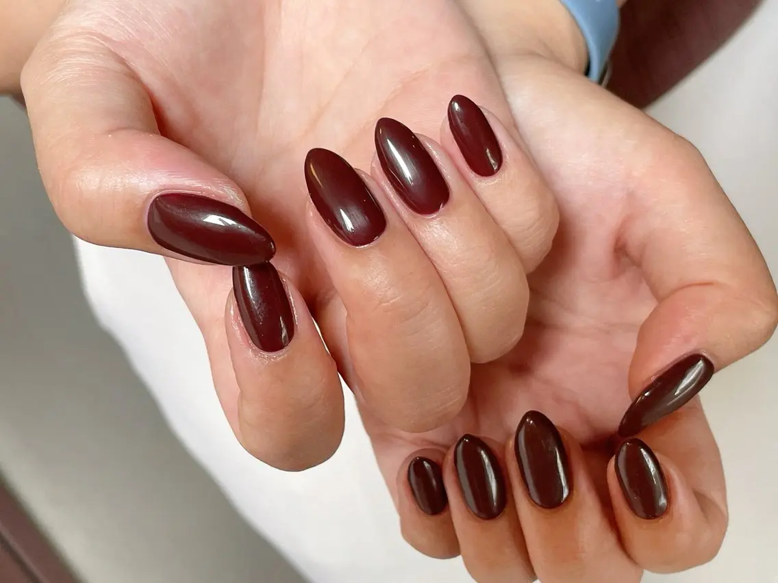 ネイル オーロラネイル フットネイル フレンチネイル ジェルネイル マグネットネイル ハンドネイル mogunail &blowのネイルデザイン