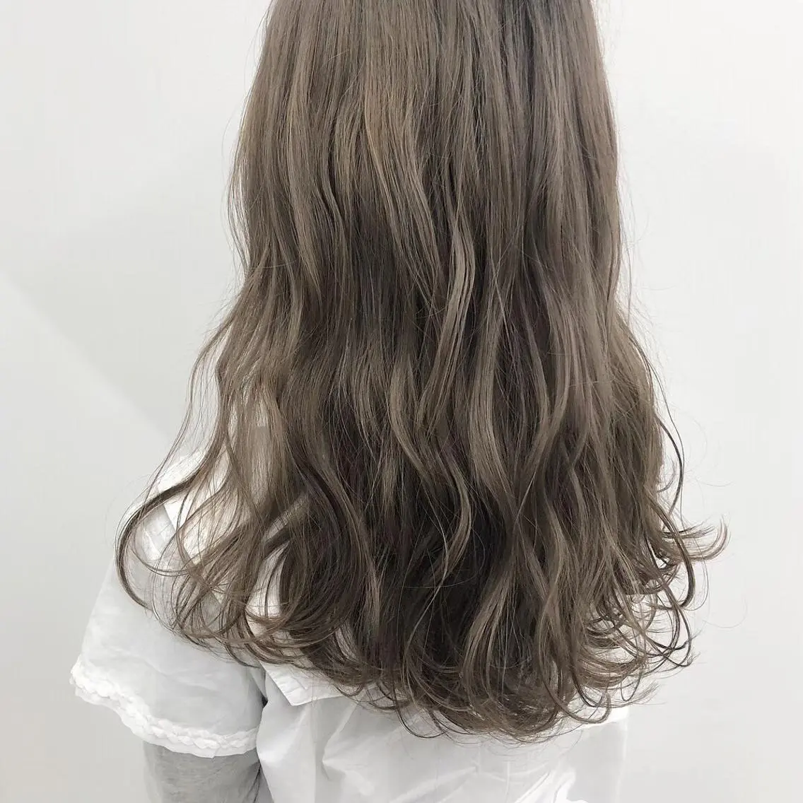 セミロング カラー ヘアアレンジ 透明感カラー グレージュ 💗無料カットモデル 募集中yu-ki💗のヘアスタイル