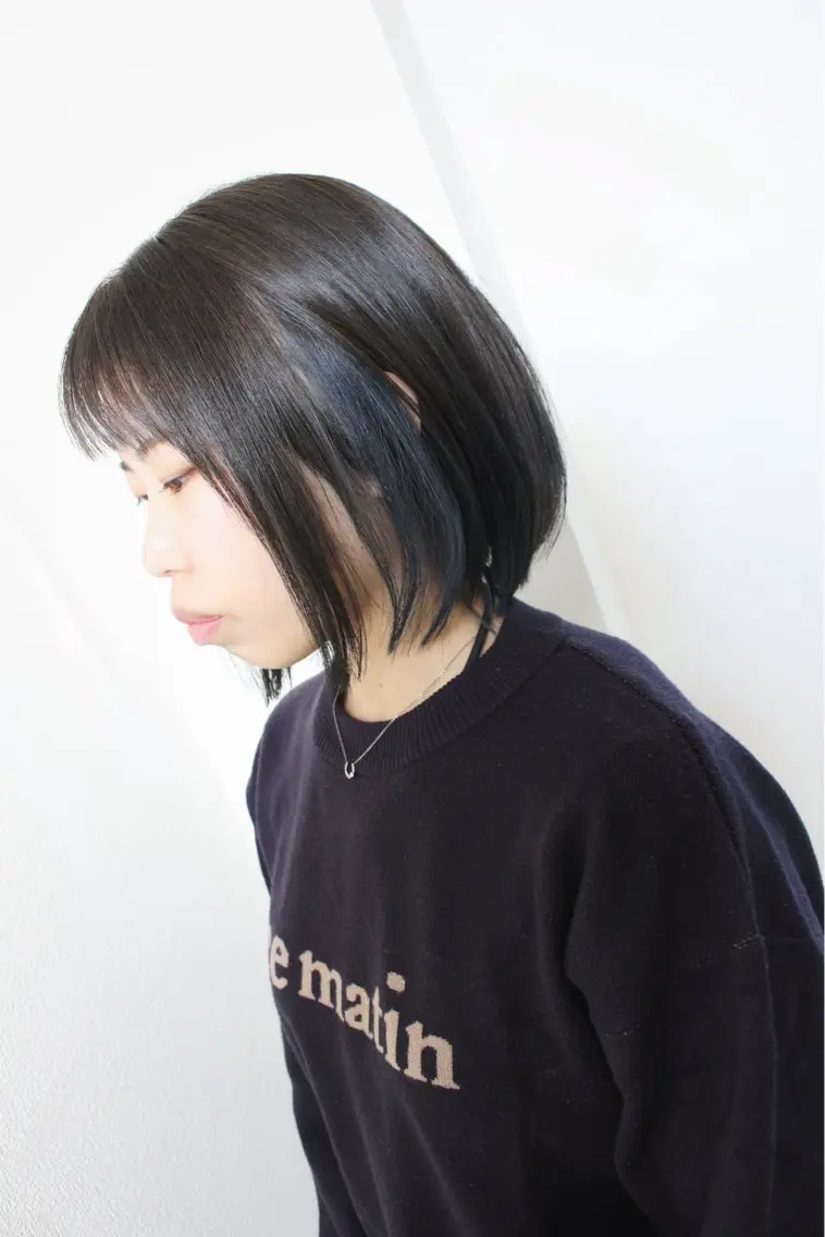 ショート カラー アッシュ ブリーチ ヘアカラー 土居 正季のヘアスタイル